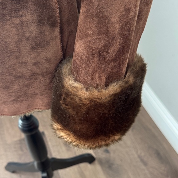 Luxurious Brown Faux Fur Collar Teddy Jacket - Picture 4 of 4